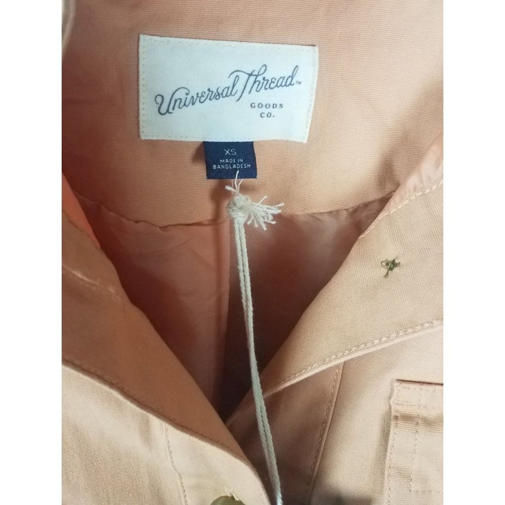 Universal Thread Women's Sz. XS Coral Drawstring Waist Button Up Utility Jacket - Picture 2 of 8